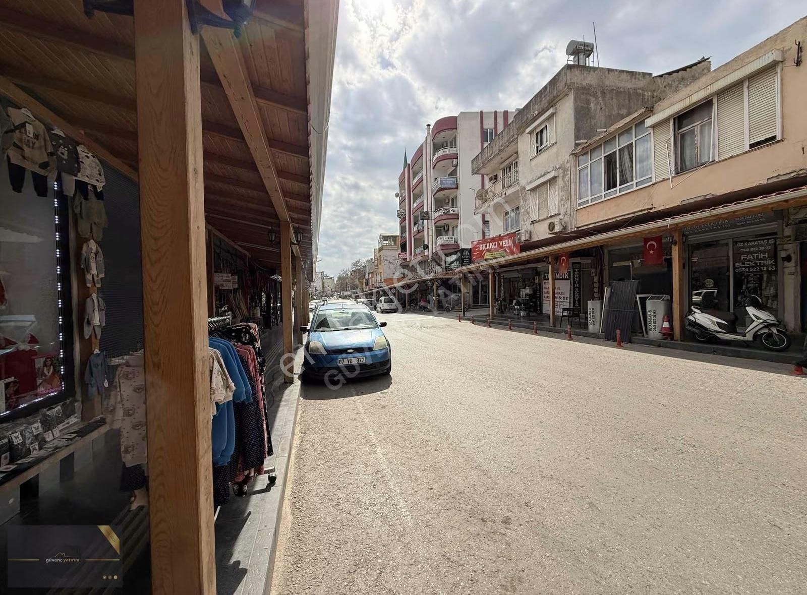 Serik Kökez Mh. Çınaraltında Çarşı Merkezde Satılık Dükkan - Görsel 3