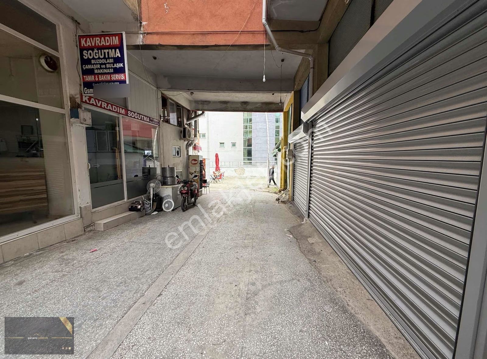 Serik Kökez Mh. Çınaraltında Çarşı Merkezde Satılık Dükkan - Görsel 10