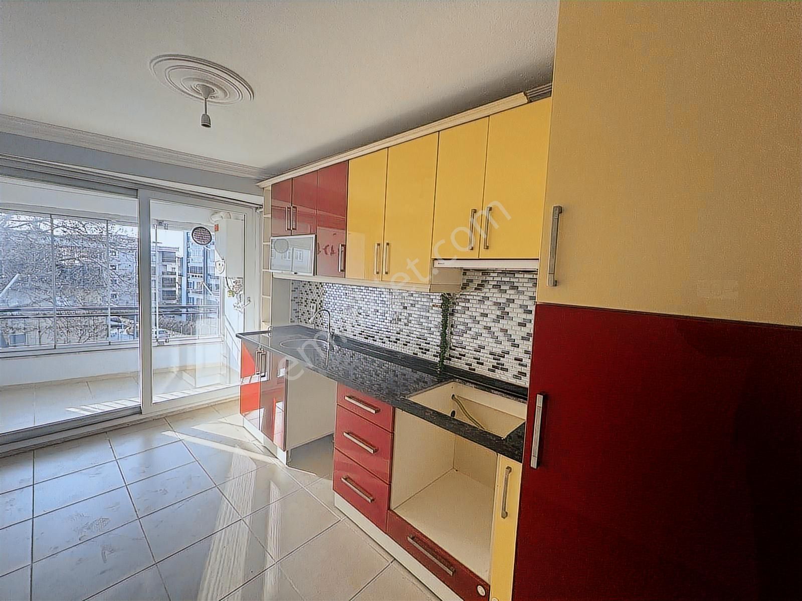 İzmir Buca Kozağaç Mah. Satılık Önü Açık Ferah 3+1 Daire - Görsel 14