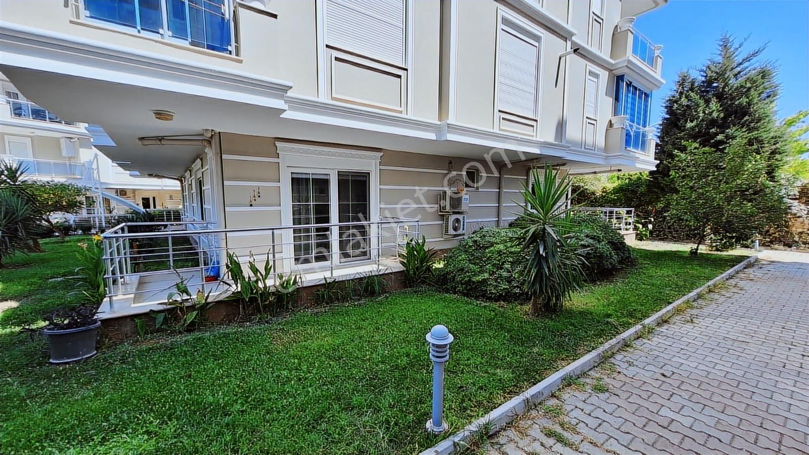 Turyap Evşen'den 2+1 Eşyalı D Kombili K Otoparklı - Görsel 15