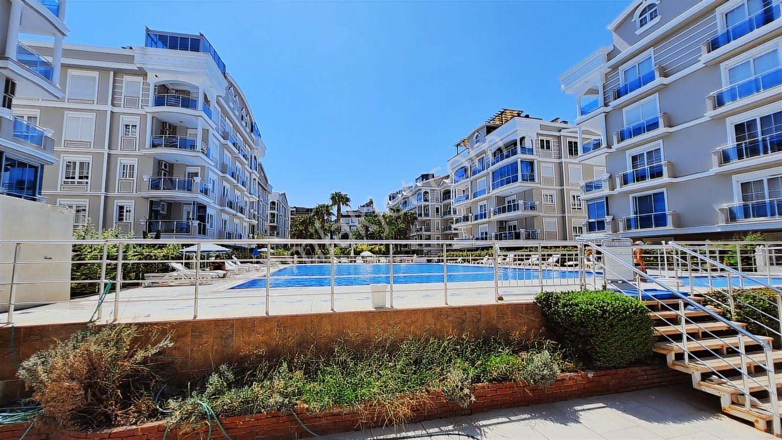 Turyap Evşen'den 2+1 Eşyalı D Kombili K Otoparklı - Görsel 18