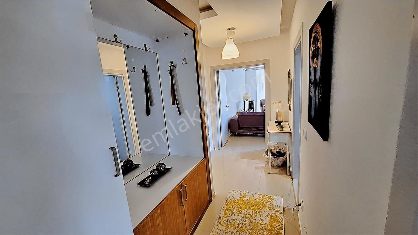 Turyap Evşen'den 2+1 Eşyalı D Kombili K Otoparklı - Görsel 12