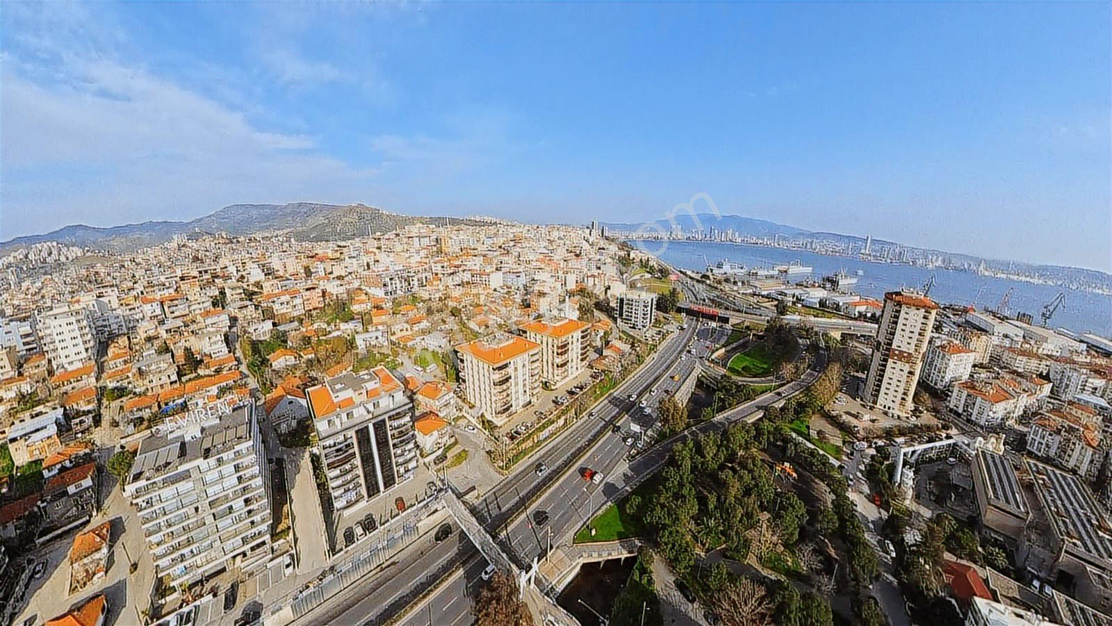 Karşıyakada Satılık Daire 3+1 Site İçerisinde Kredi Sorunu Yok - Görsel 2