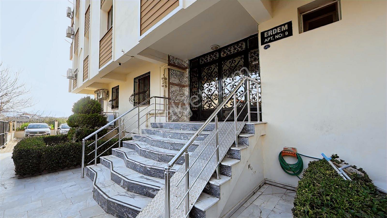 Karşıyakada Satılık Daire 3+1 Site İçerisinde Kredi Sorunu Yok - Görsel 11