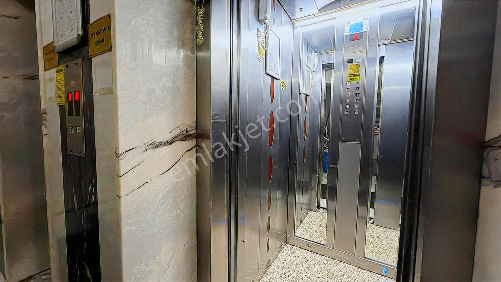 Karşıyakada Satılık Daire 3+1 Site İçerisinde Kredi Sorunu Yok - Görsel 12