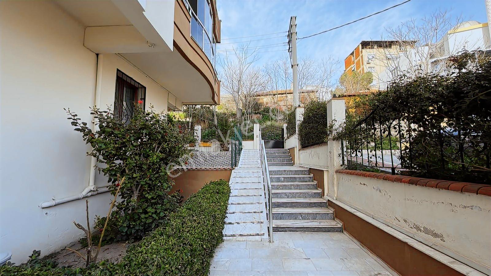 Karşıyakada Satılık Daire 3+1 Site İçerisinde Kredi Sorunu Yok - Görsel 24