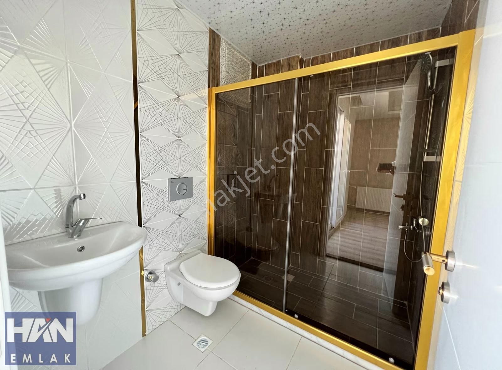 Han Emlaktan Merkez'de Yiğitcan Çiğa Okulu Civarı 2+1 Kiralık - Görsel 2