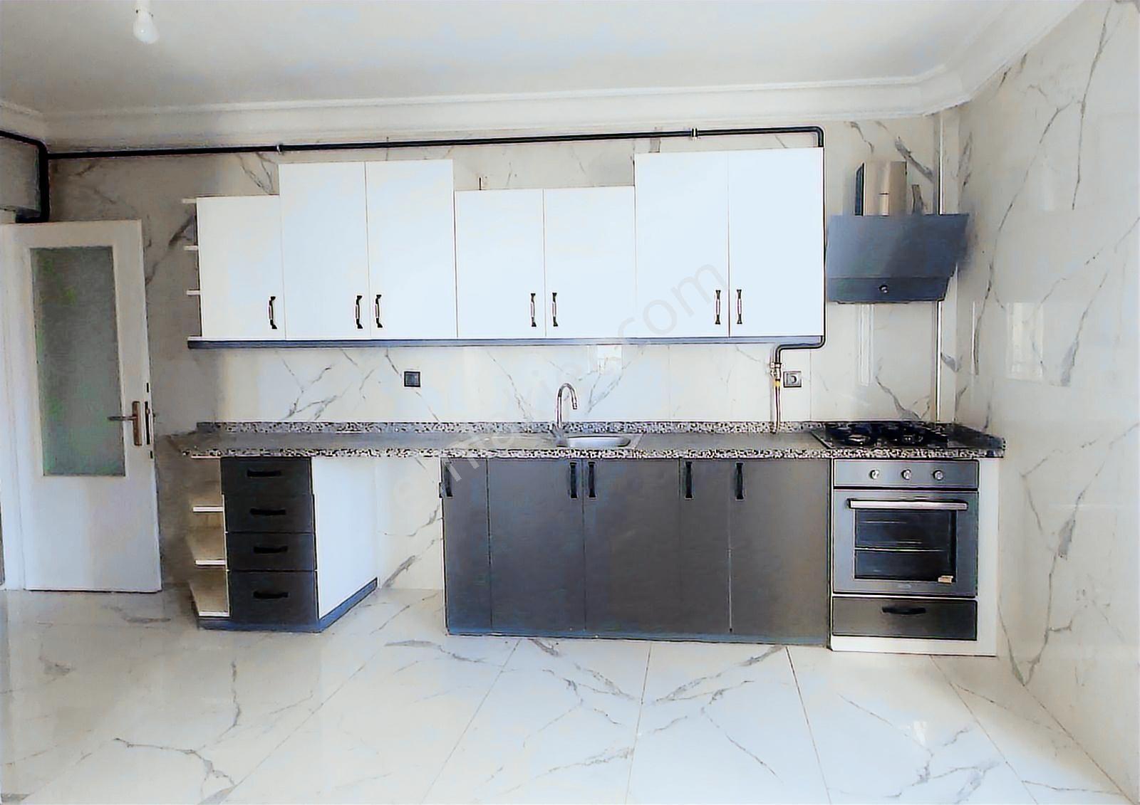 Ruh Sağlığı Karşısı Site İçi Satılık, Doğalgazlı Daire