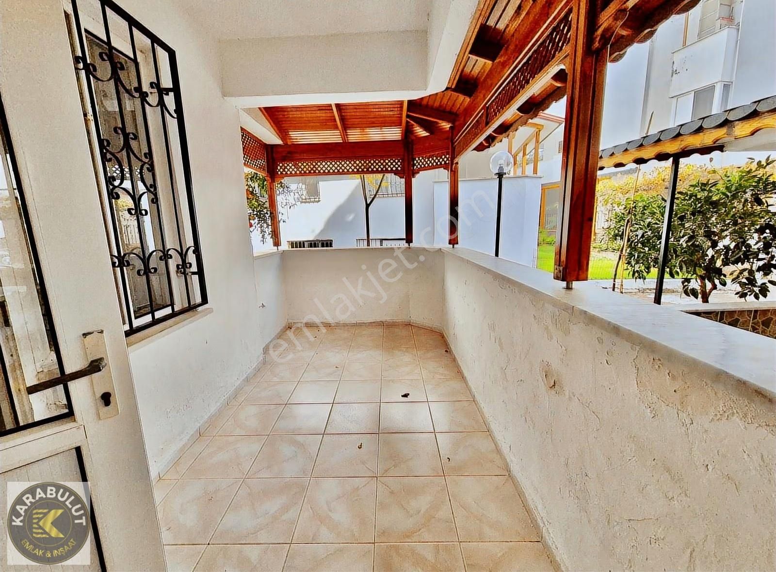 ▓tek Yetkili Karabuluttan Deniz Manzaralı & Bahçeli 4+1 Villa - Görsel 2