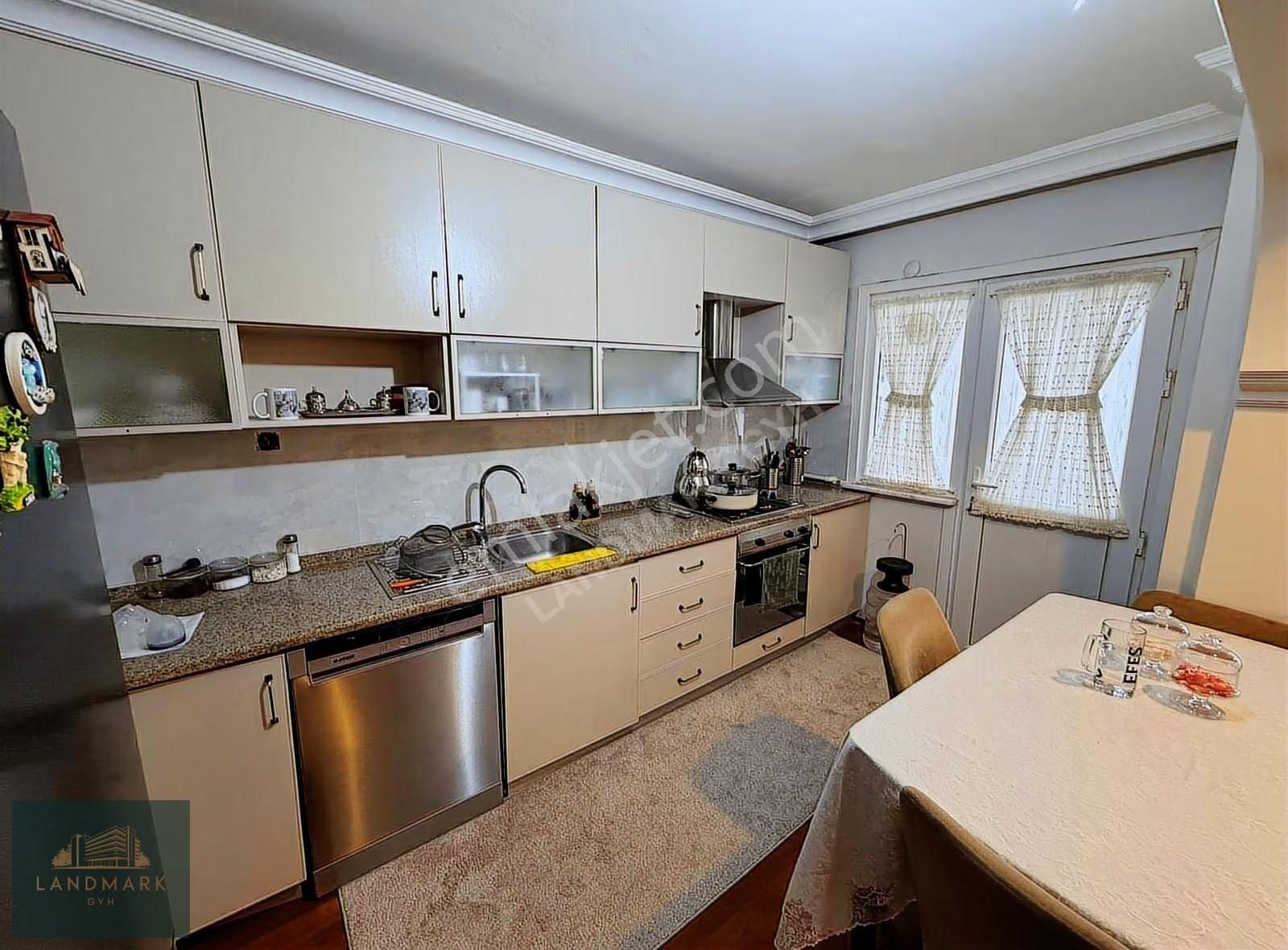 Maltepe- Çınar Mh. Caddeye Yakın Teraslı 5+2 Dublex - Görsel 3