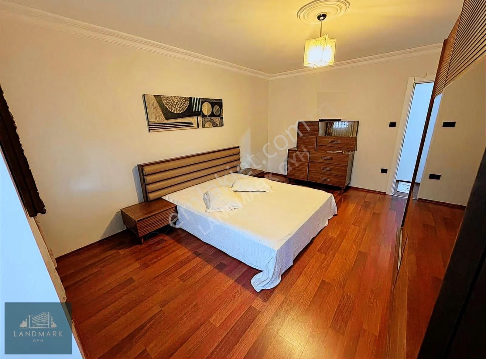 Maltepe- Çınar Mh. Caddeye Yakın Teraslı 5+2 Dublex - Görsel 13