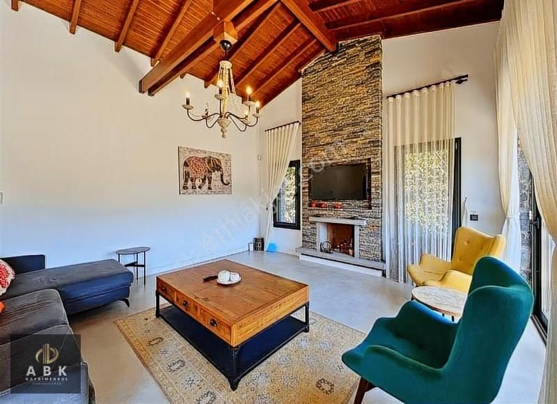 Yalıkavak Merkezde Tek Katlı Müstakil Eşyalı Taş Villa - Görsel 27