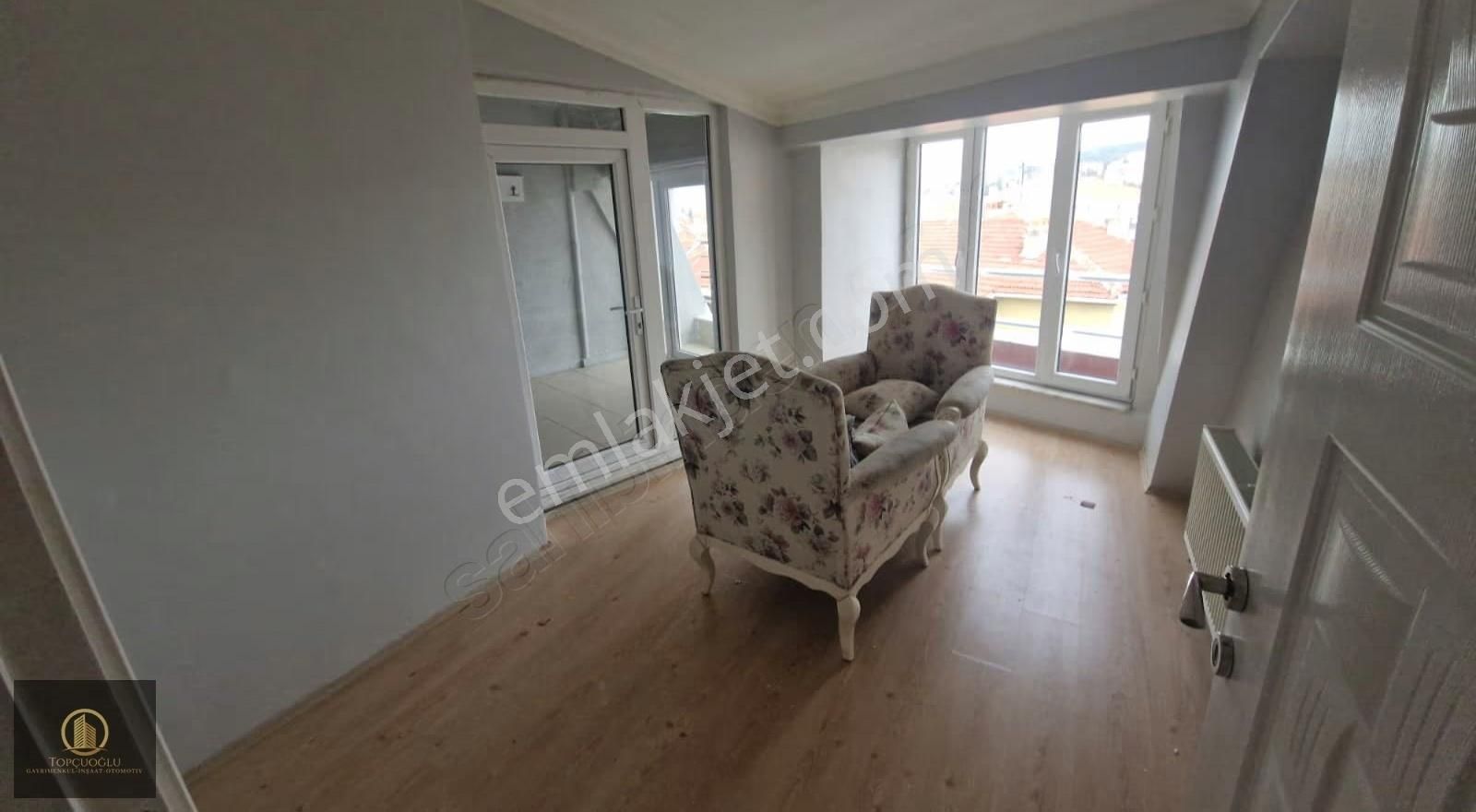 Merkezi Konumda 4+1 Dubleks Çift Balkon,ebv.banyo,kiler - Görsel 27