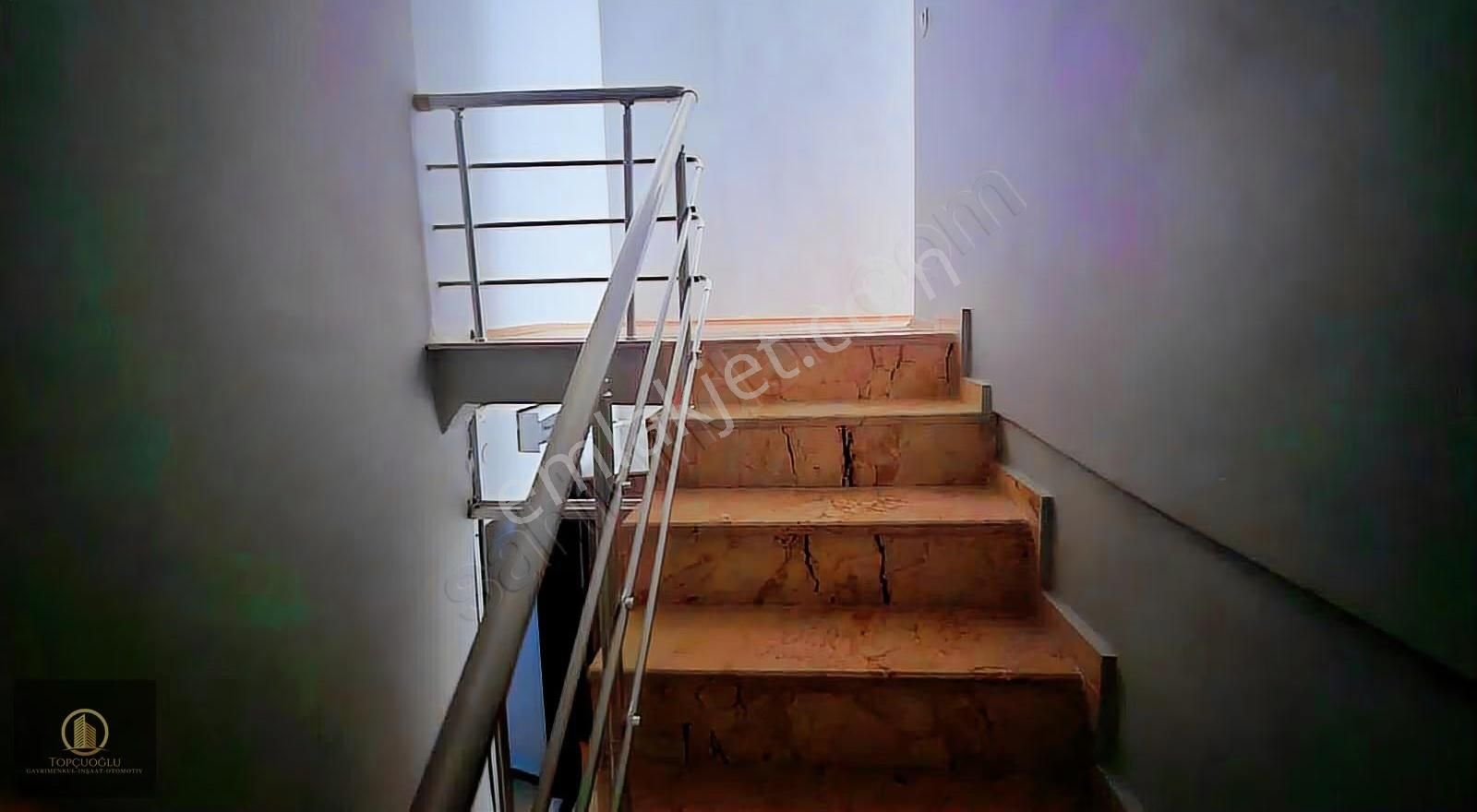 Merkezi Konumda 4+1 Dubleks Çift Balkon,ebv.banyo,kiler - Görsel 10