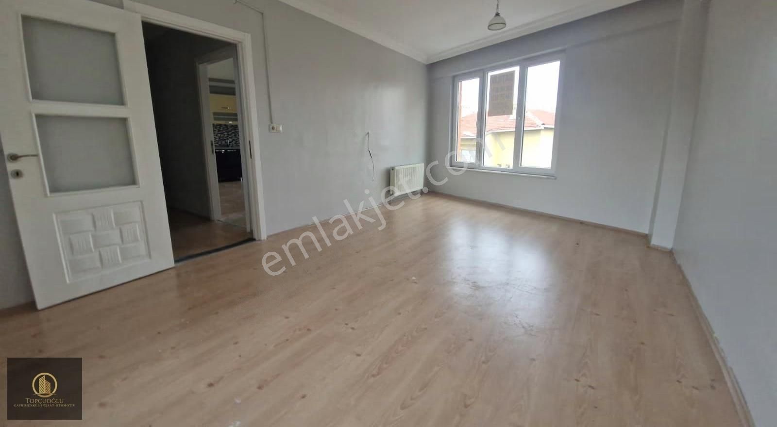 Merkezi Konumda 4+1 Dubleks Çift Balkon,ebv.banyo,kiler - Görsel 7