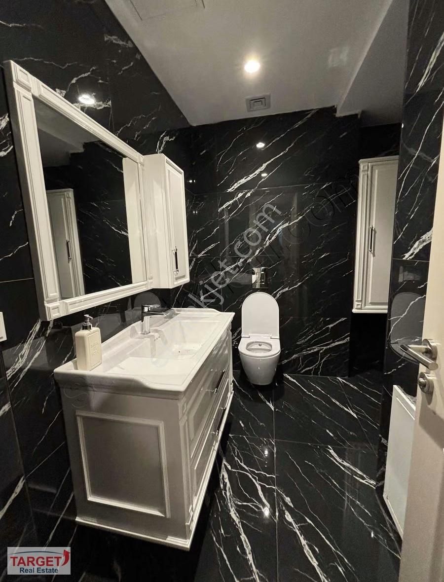 Alaçatı Evlerinde Müstakil Kiralık Villa - Görsel 17