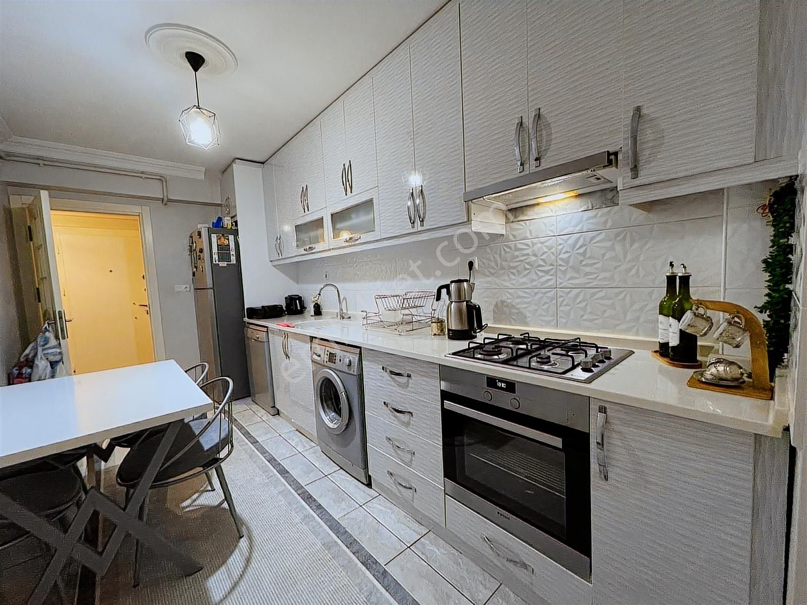 Yenibağlar 2+1 Mülkiyetli Temiz Daire - Görsel 20