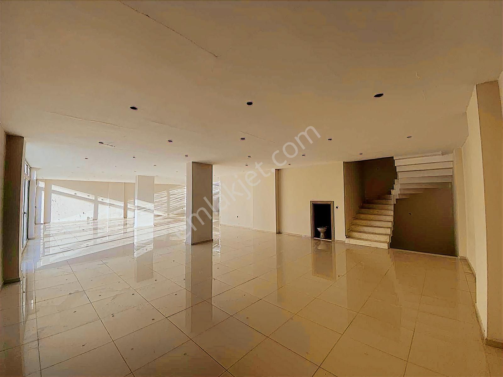 Torbalı Tepeköy Mah Aydın Caddesine Cepheli Kiralık 750m² Dükkan - Görsel 3