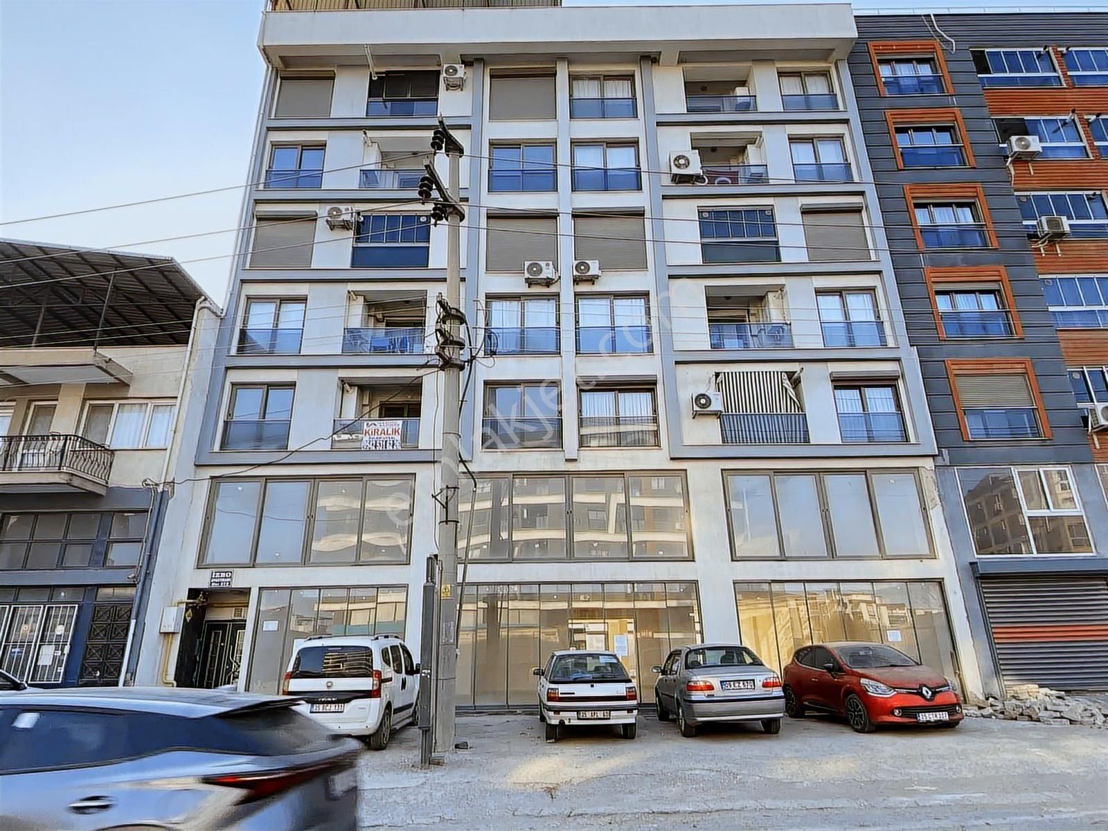 Torbalı Tepeköy Mah Aydın Caddesine Cepheli Kiralık 750m² Dükkan - Görsel 13