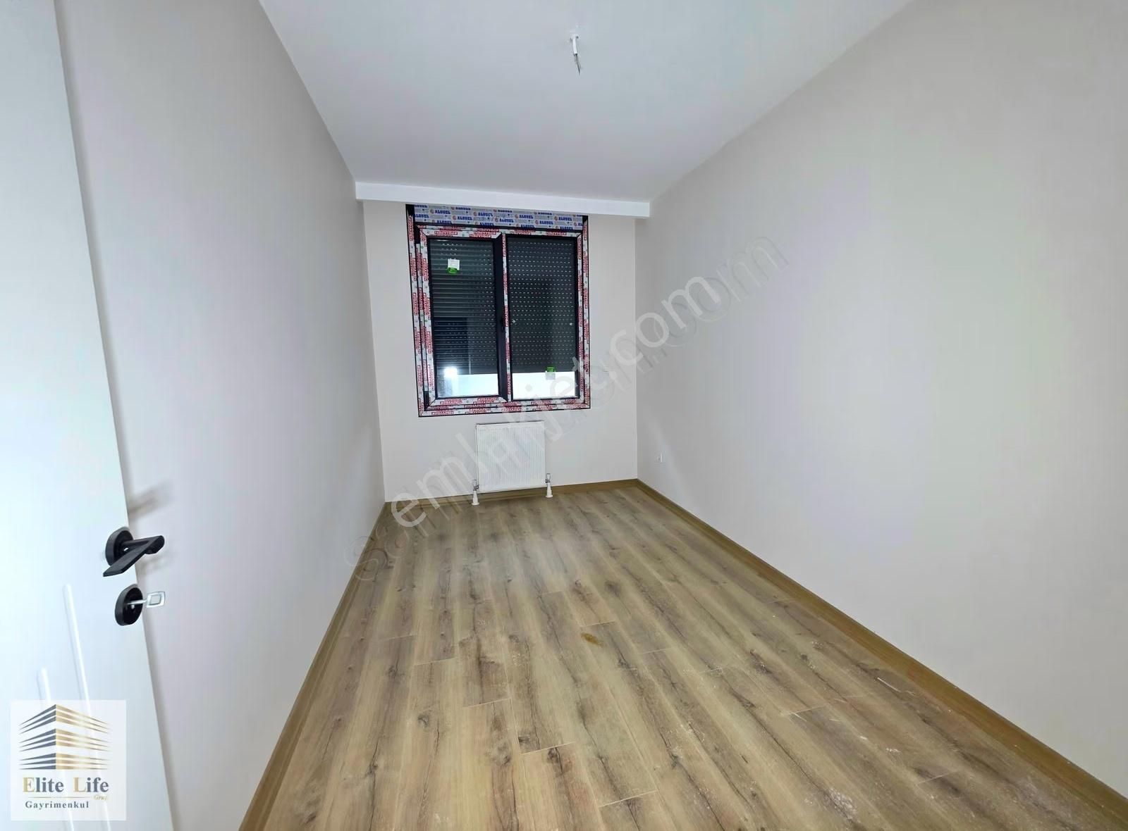 Üsküdar Barbaros Mh.site İçi Ay Konaklarında 2+1 Satılık Daire - Görsel 25