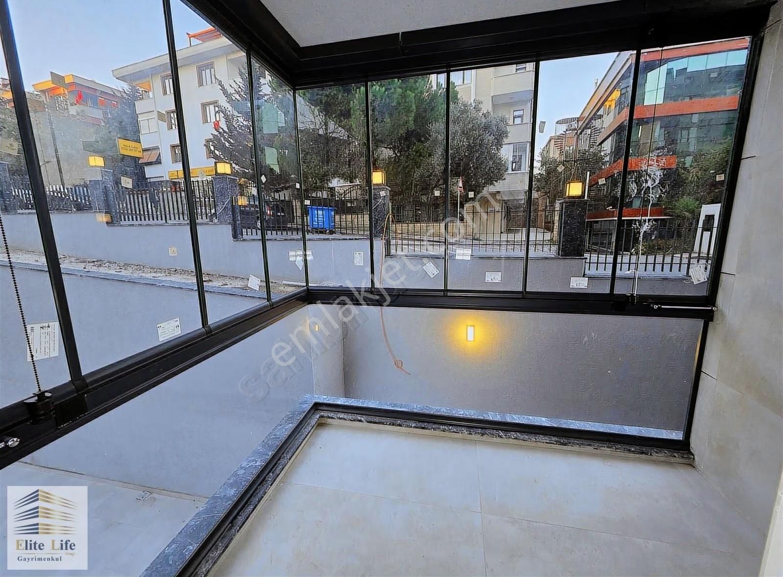 Üsküdar Barbaros Mh.site İçi Ay Konaklarında 2+1 Satılık Daire - Görsel 19