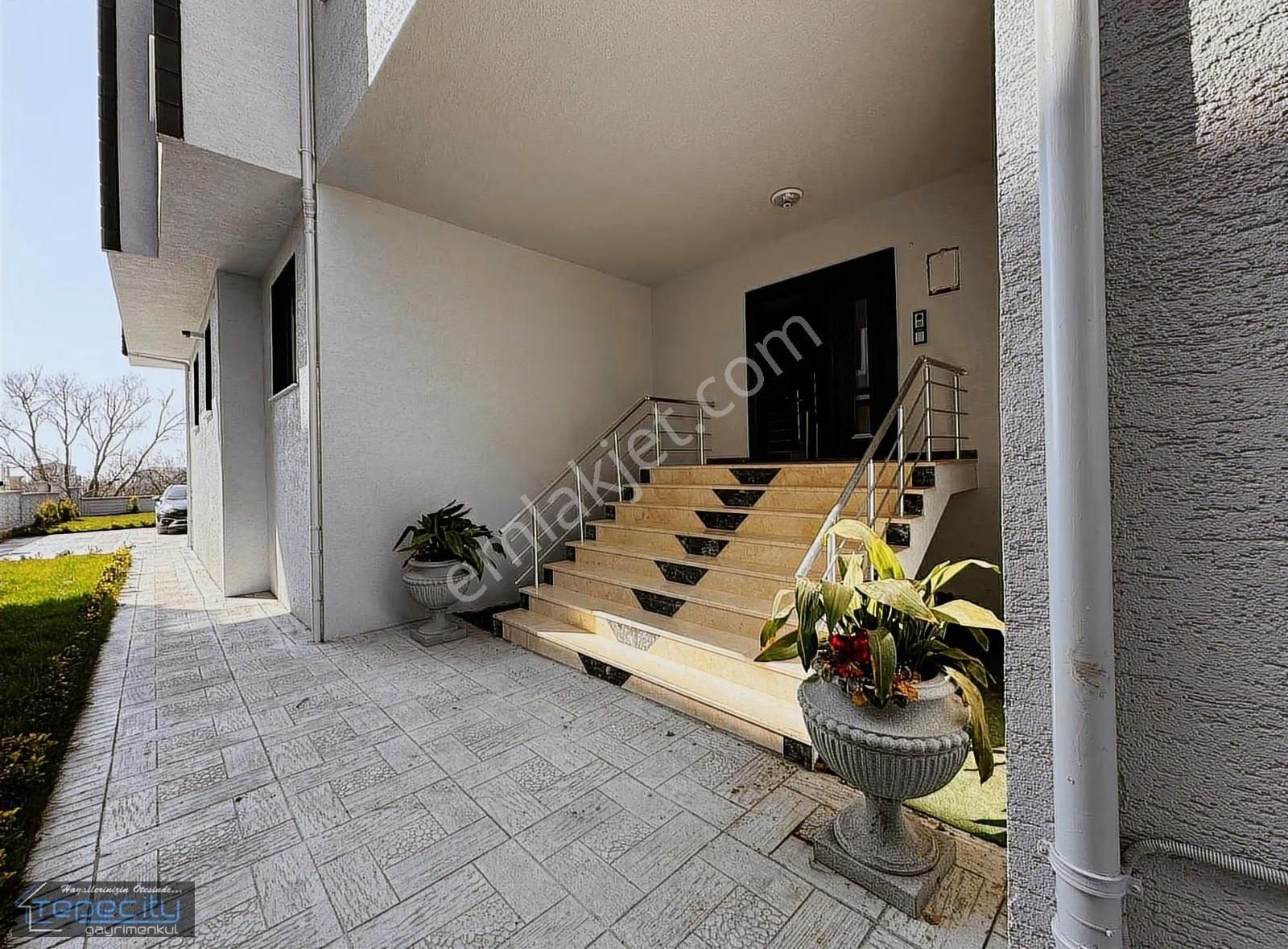 Selimpaşa Yoğurthane Deniz Manzaralı Sıfır Bina 3+1 Kiralık