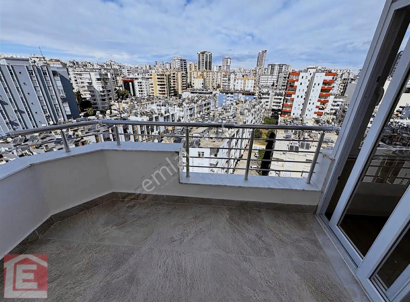 Lider'den Kenan Evren Yakını İçi Ful Yapılı Hatasız Geniş 3+1 - Görsel 2