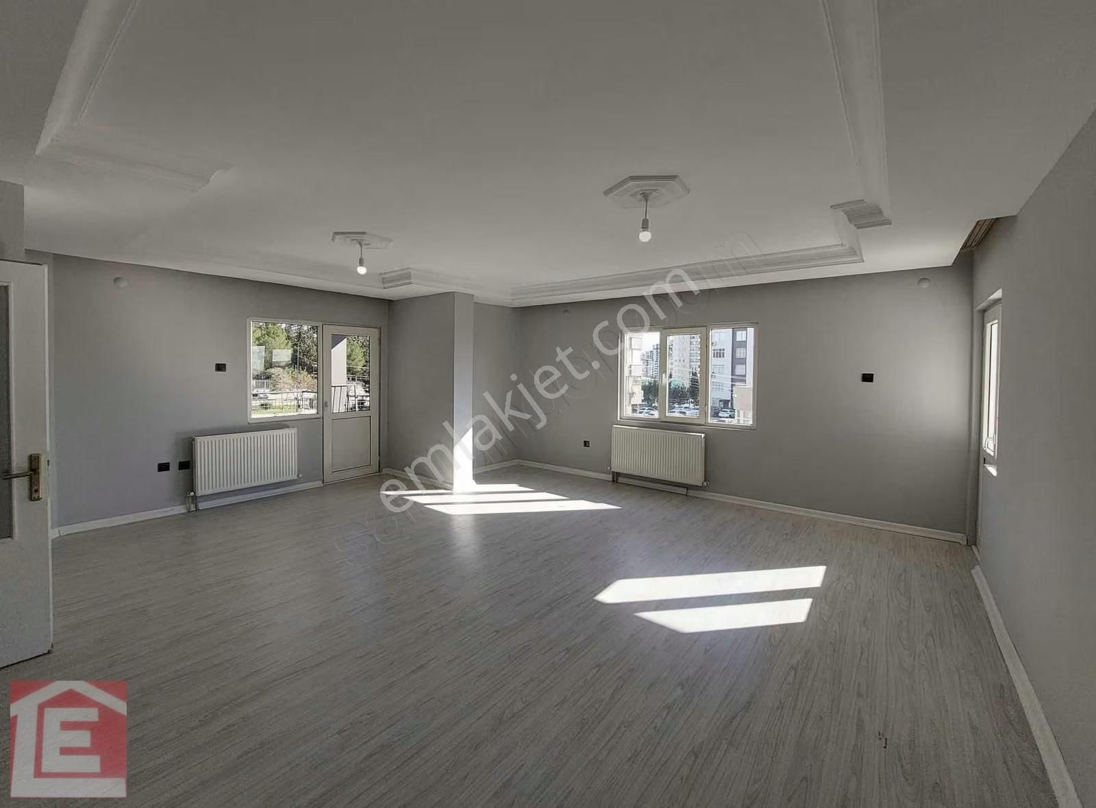 Lider'den Ruh Sağlığı Turgut Özal Civarı İçi Yapılı Geniş 3+1 - Görsel 4