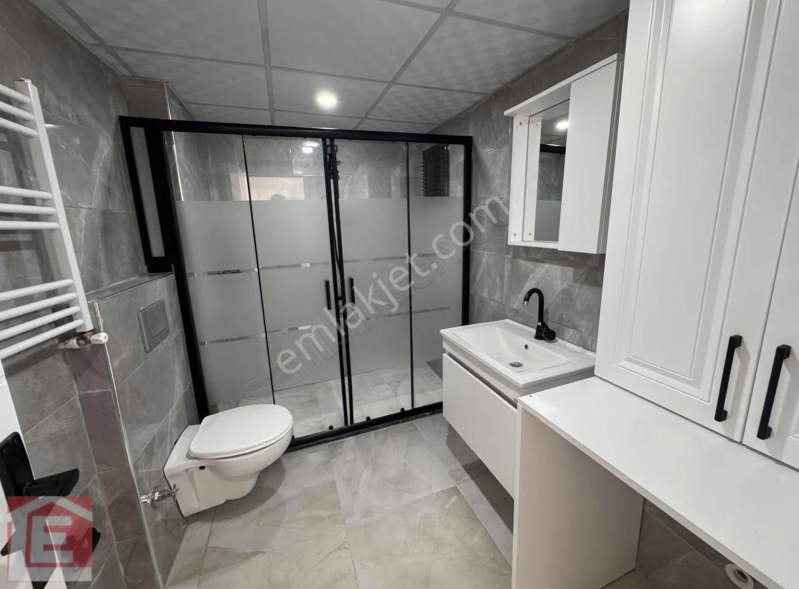 Lider'den Barış Manço Blv Yakını Az Katlı İçi Ful Yapılı 3+1 - Görsel 15