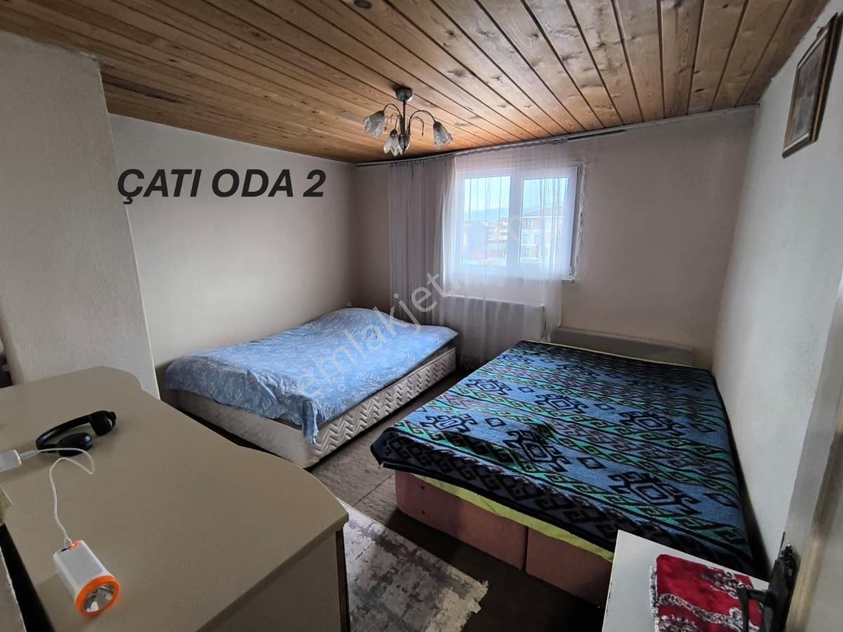 Sakarya Serdivan Vatan Mah.de 260 M2 Arsada 8+3 Müstakil Ev - Görsel 23