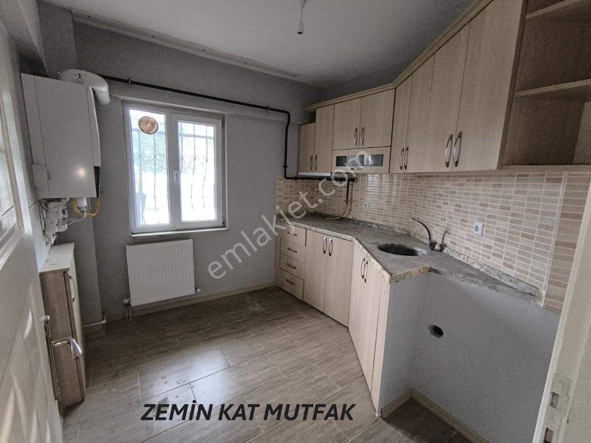 Sakarya Serdivan Vatan Mah.de 260 M2 Arsada 8+3 Müstakil Ev - Görsel 13