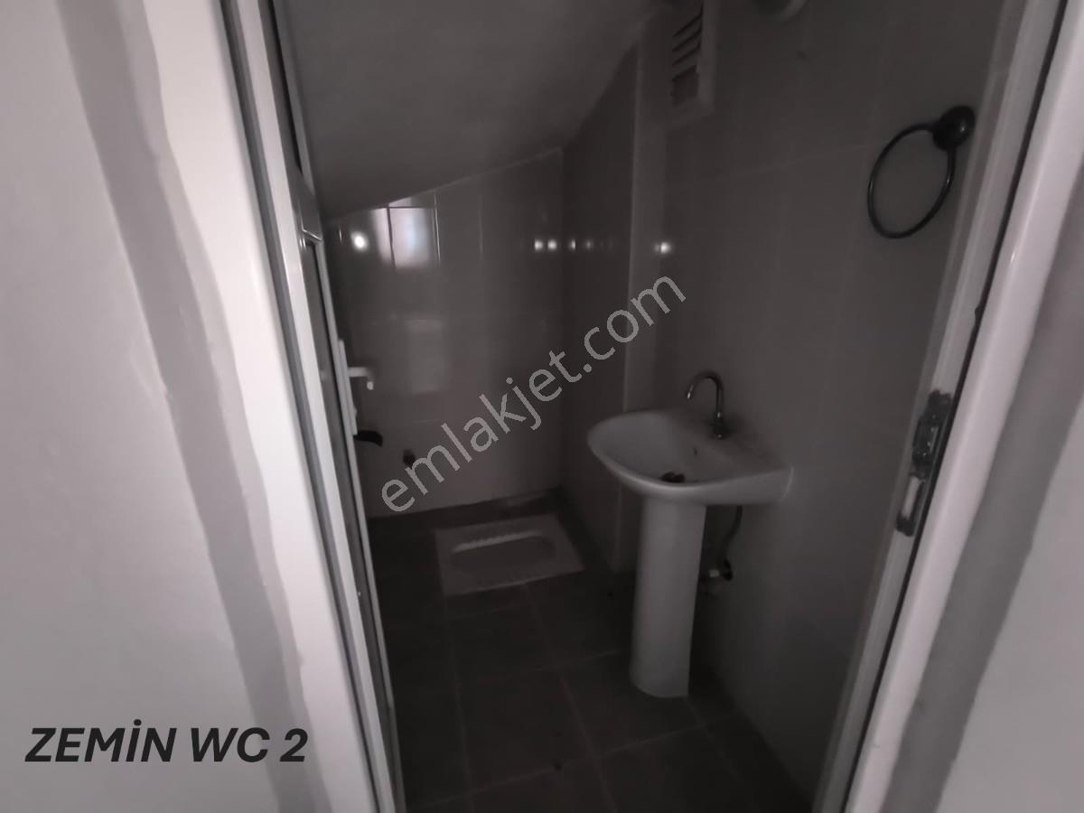 Sakarya Serdivan Vatan Mah.de 260 M2 Arsada 8+3 Müstakil Ev - Görsel 18