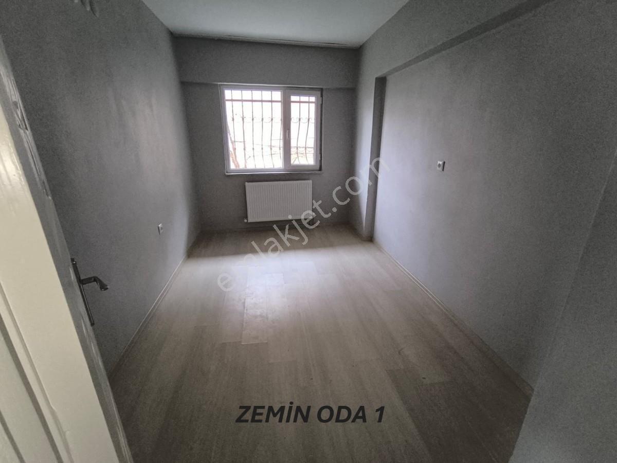Sakarya Serdivan Vatan Mah.de 260 M2 Arsada 8+3 Müstakil Ev - Görsel 15