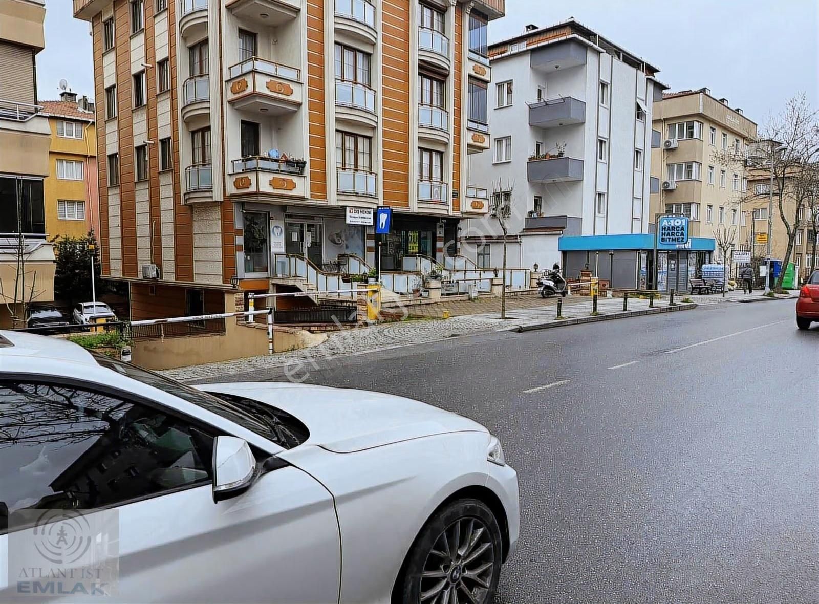 19 Mayıs Caddesi Üstünde 120m2 Wc'li Mutfaklı İçi Yapılı Dükkan