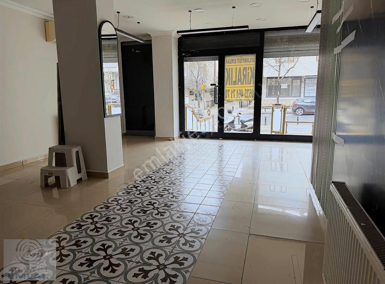 19 Mayıs Caddesi Üstünde 120m2 Wc'li Mutfaklı İçi Yapılı Dükkan - Görsel 9