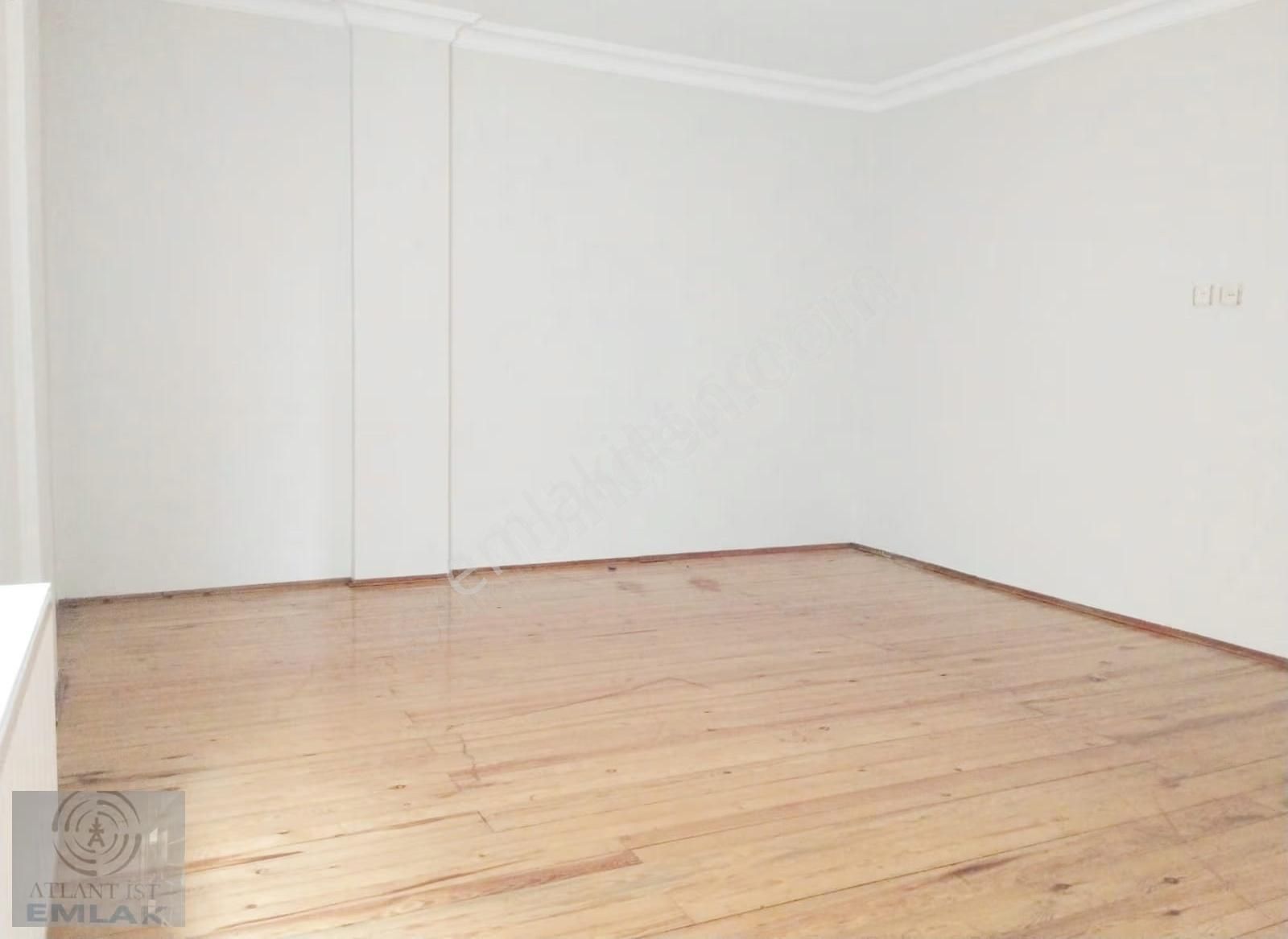 Kayışdağı Merkez Dörtyol Işıklarda 150m2 1.kat Balkonlu Kombili - Görsel 18