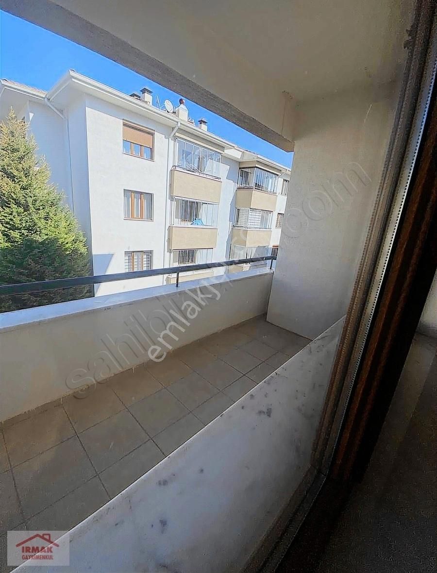 Batıkent Batışehir Sitesi 4+1 Kiralık - Görsel 9