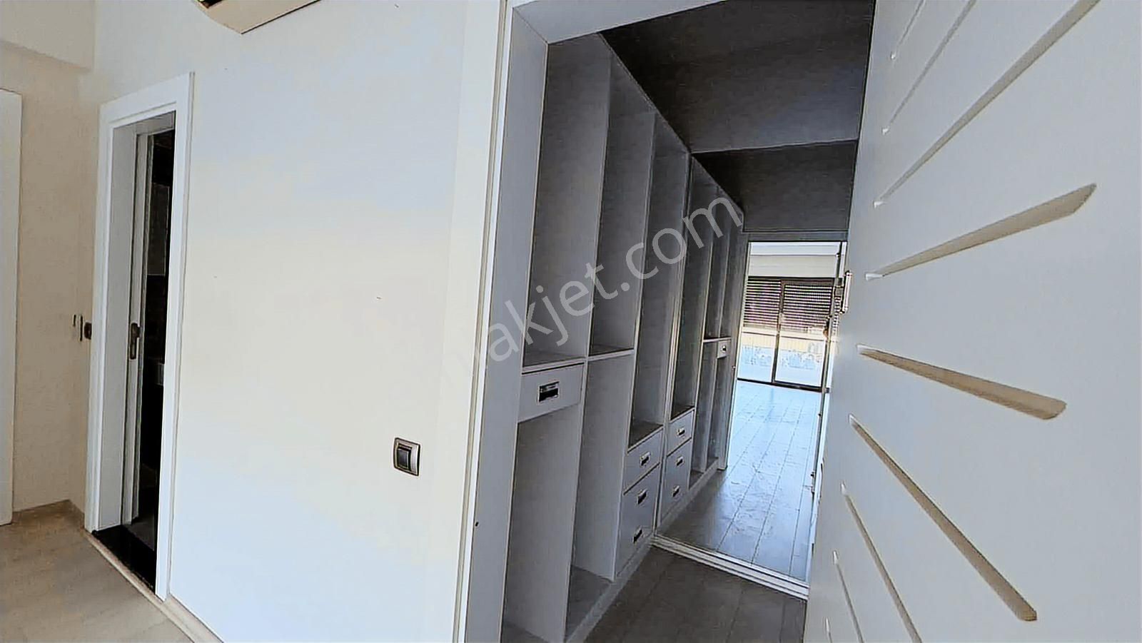 İzmir Egekent2 30 Ağustos Mahallesi Site İçi Kiralık 3+1 Cb Ph - Görsel 2