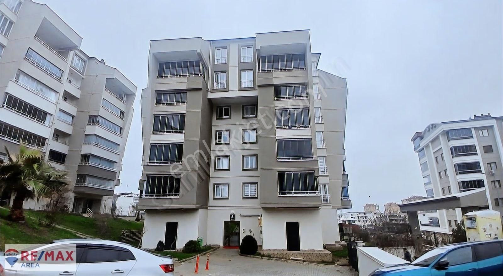 Remax Area Osmangazi Güneştepe Mh 3+1 Arakat Kiralık Daire