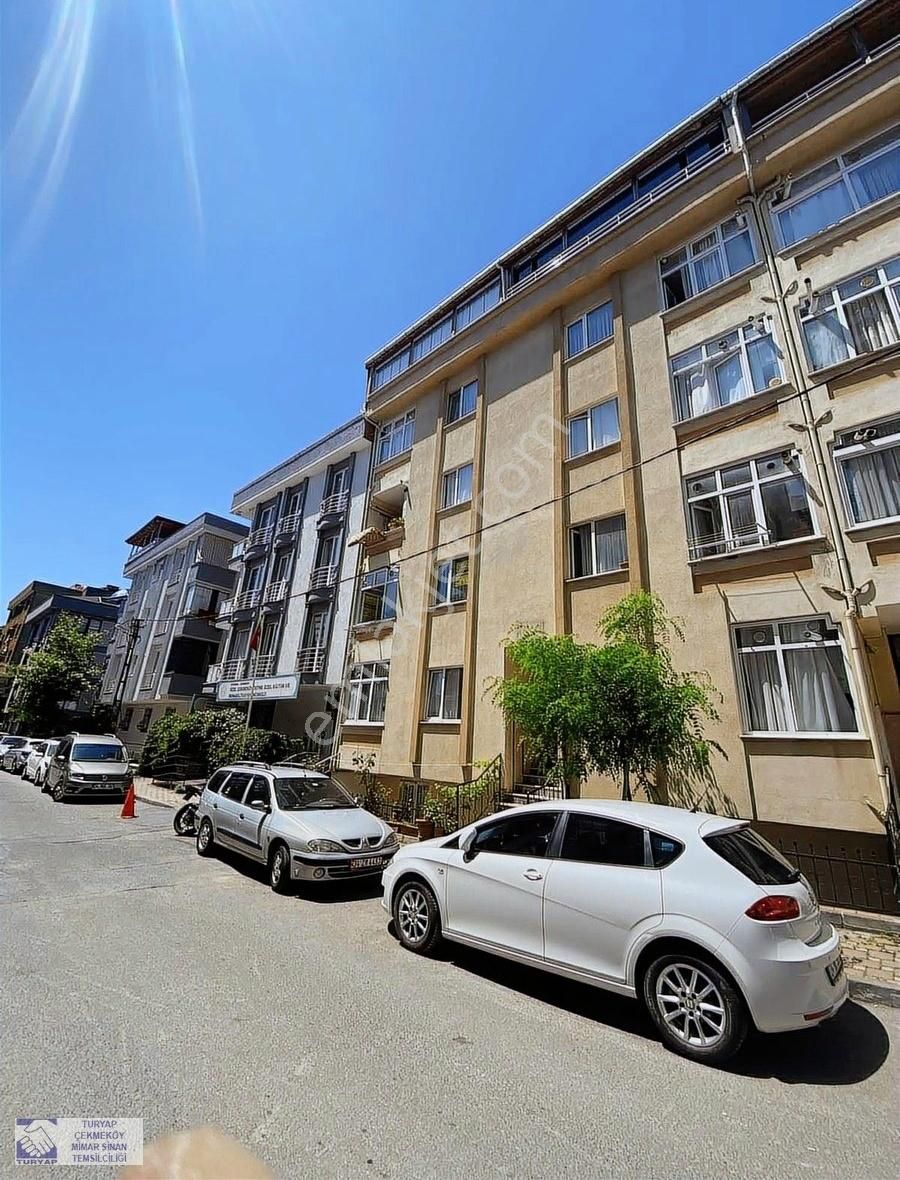 Çamlık Ta Metroya 400 M Mesafede 100 M2 Masrafsız 2+1 1.kat