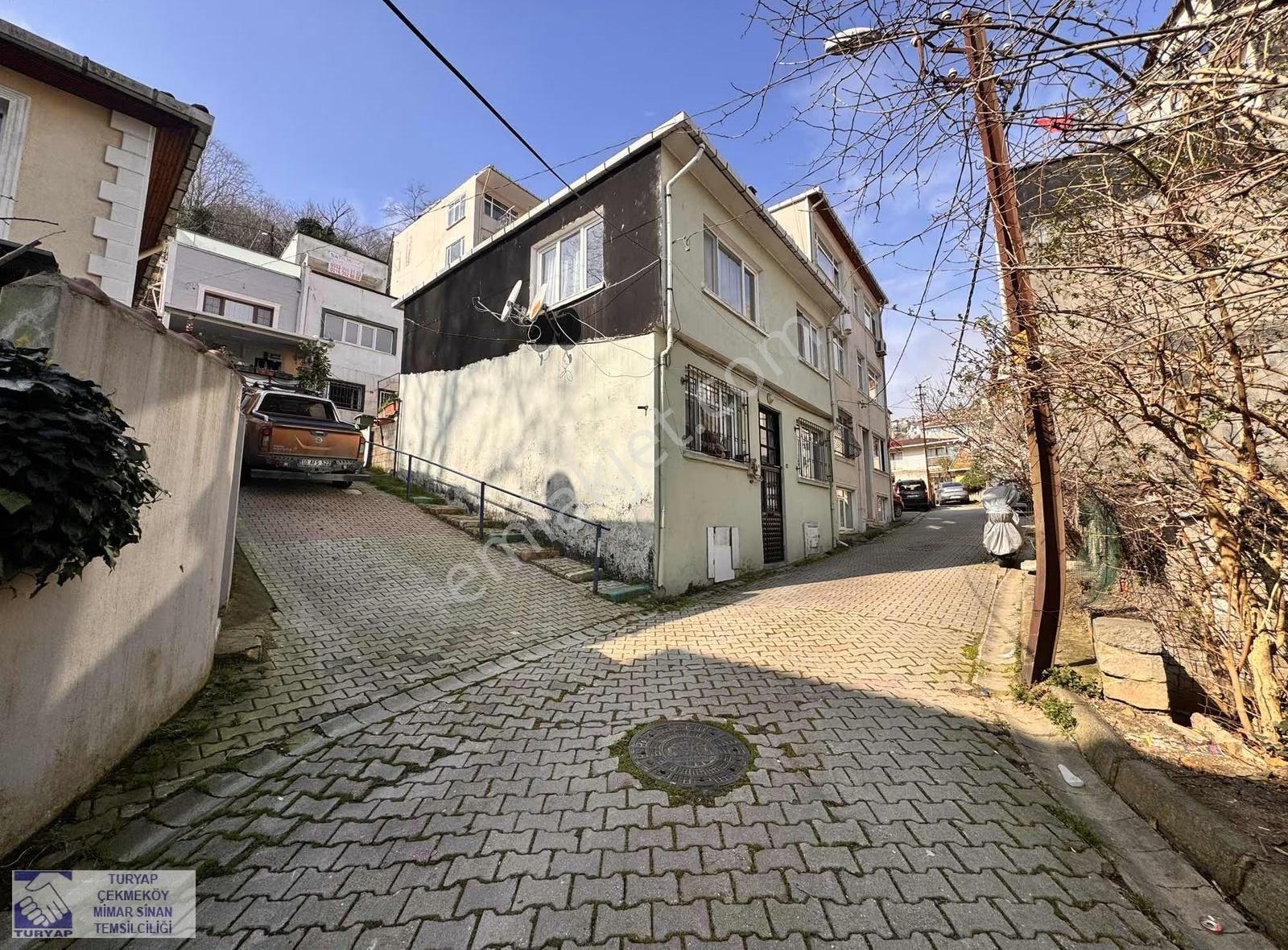Sarıyer Büyükdere Sahile Çok Yakın Satılık 2 Katlı Müstakil Ev - Görsel 23