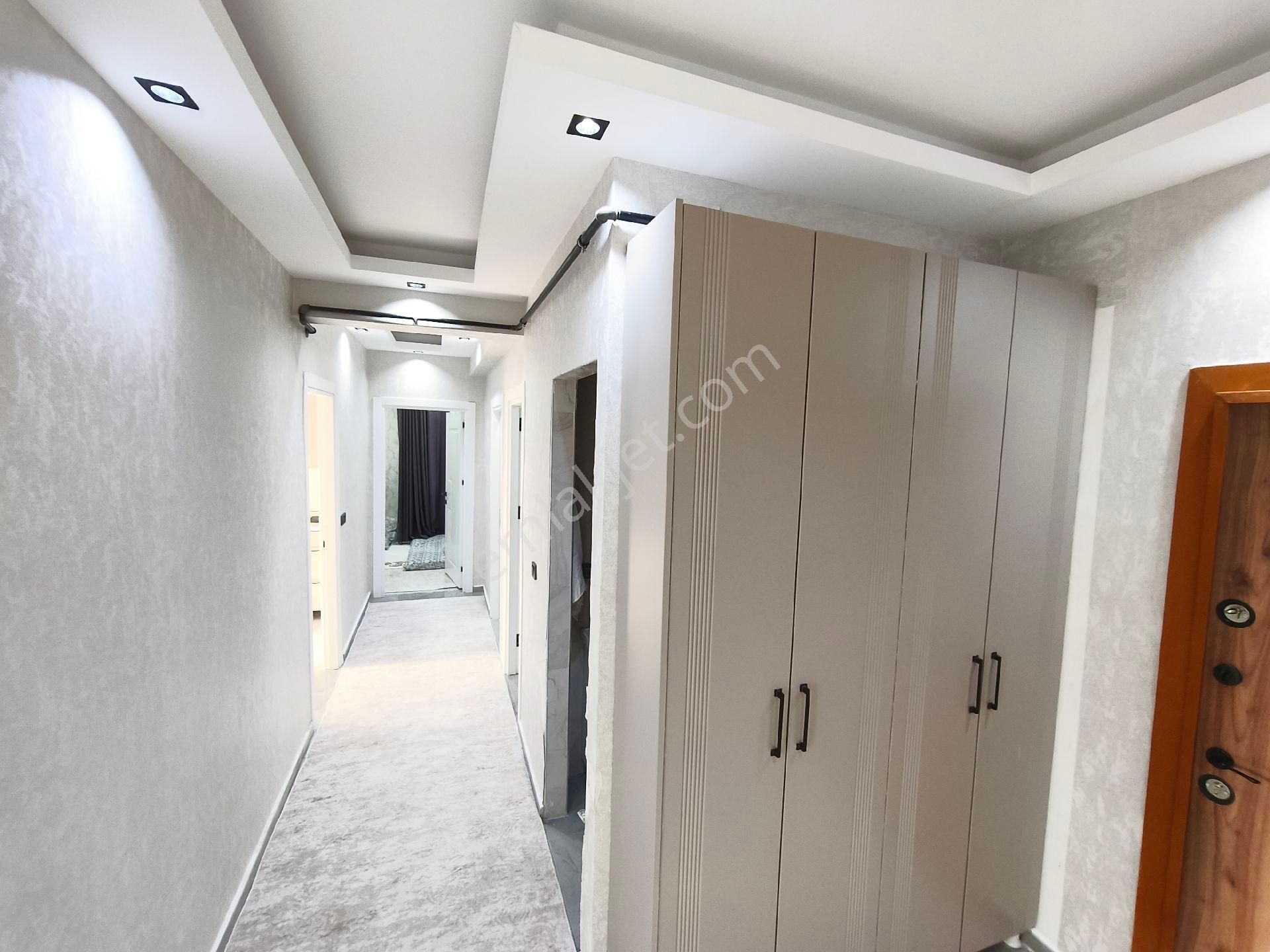 Bayram Şekeri Acilde Batıkentte Satılık 2+1 Daşre Daire 1 Yaşında 2 Bloklu Site İçinde - Görsel 18