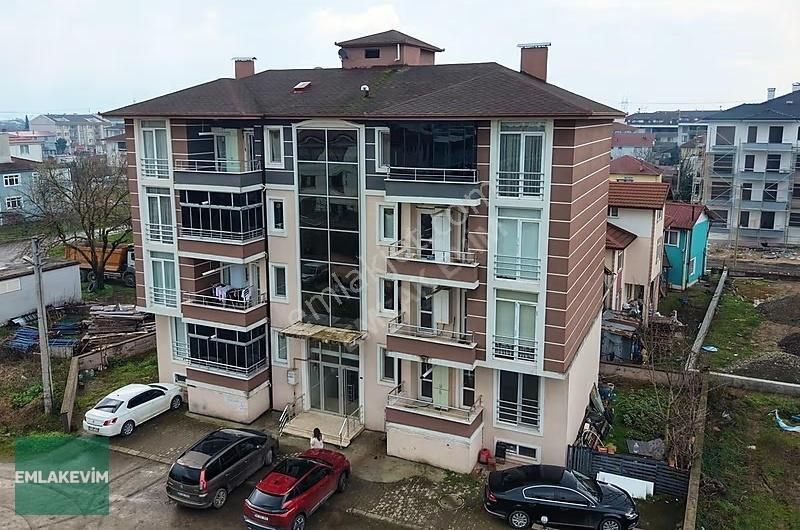 Emlak Evim- Yeni Mah'de Satılık 90 M2 1.kat Fırsat Daire