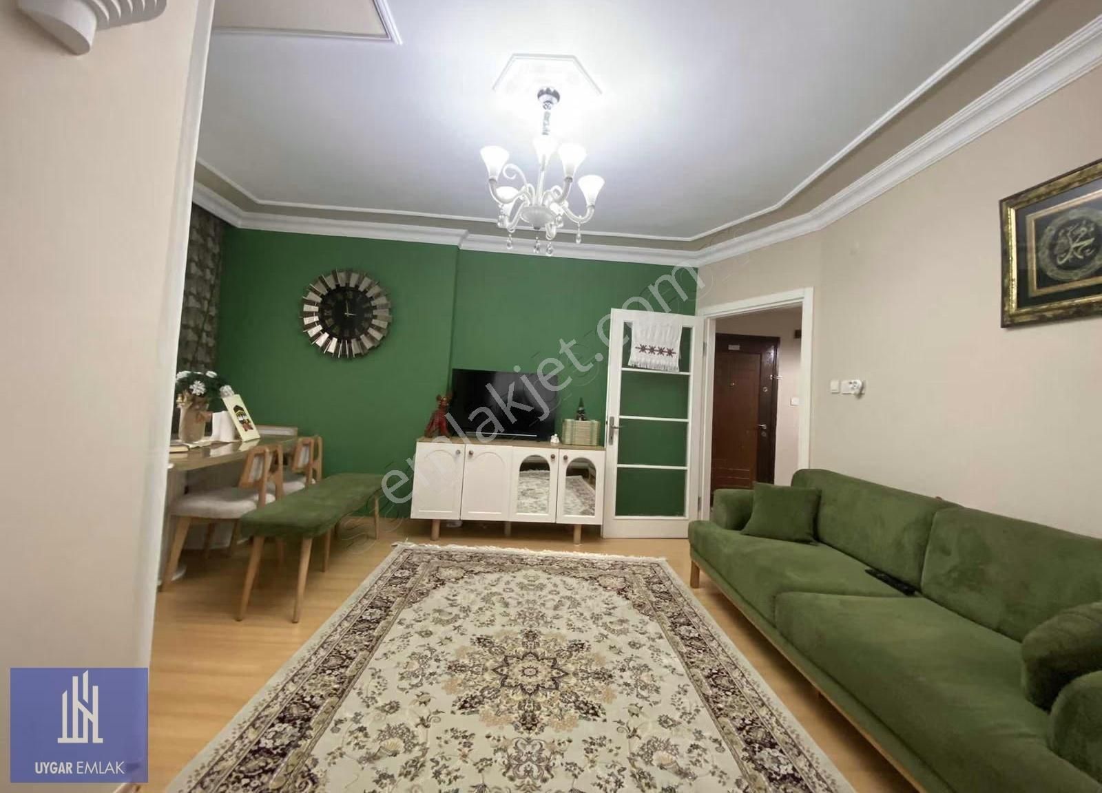 Uygar Emlaktan Yenıbosna Merkezde 2+1 Satılık Daire - Görsel 2