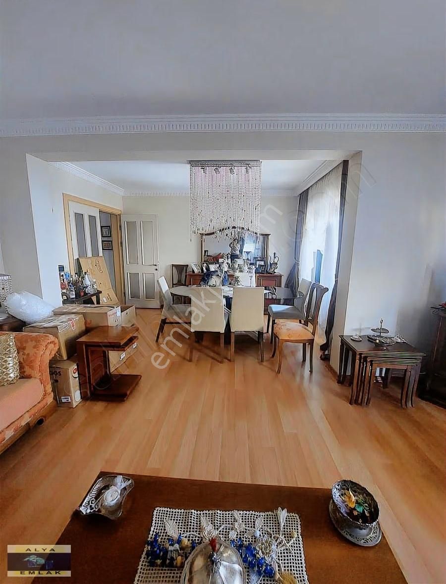 Bahçeşehir Beritlerlerde Manzaralı Kiralık 4+1 Daire - Görsel 30