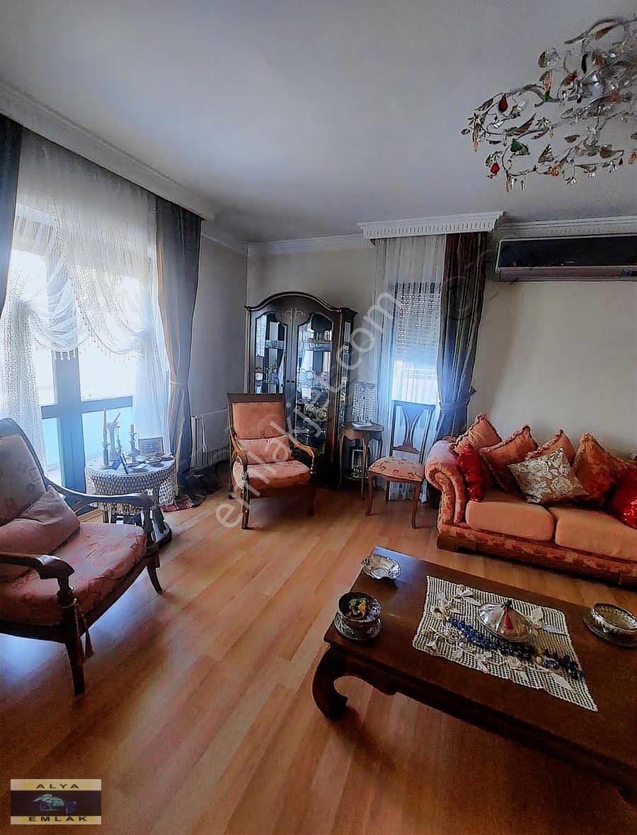 Bahçeşehir Beritlerlerde Manzaralı Kiralık 4+1 Daire - Görsel 18