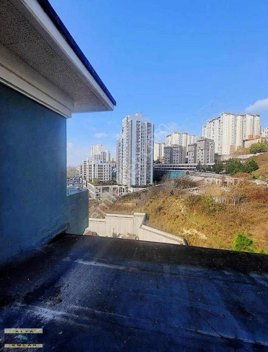 Bahçeşehir Beritlerlerde Manzaralı Kiralık 4+1 Daire - Görsel 29