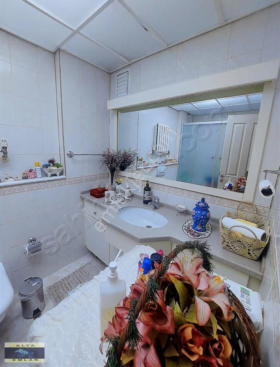 Bahçeşehir Beritlerlerde Manzaralı Kiralık 4+1 Daire - Görsel 15