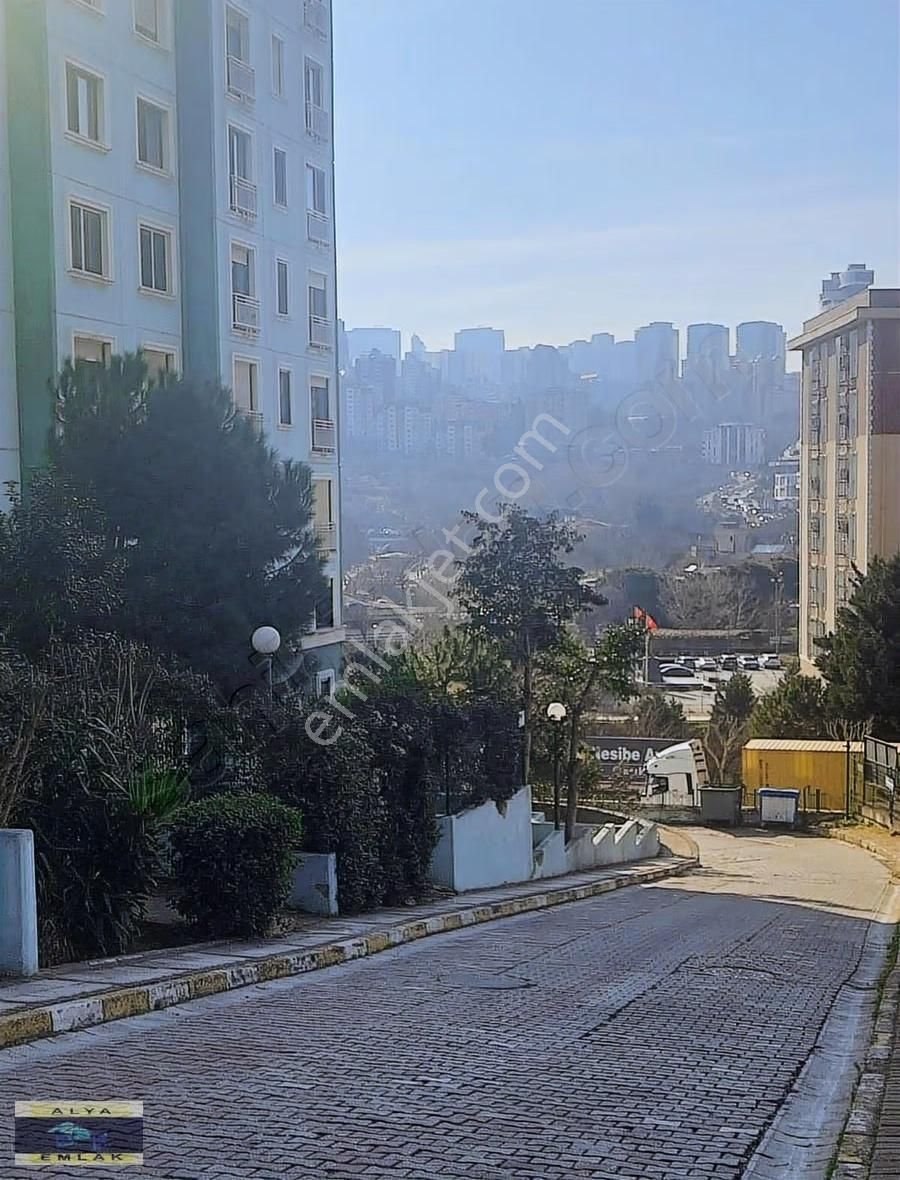 Bahçeşehir Beritlerlerde Manzaralı Kiralık 4+1 Daire - Görsel 24