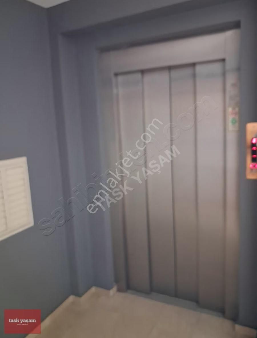 Tuzla Merkez Sahile 10 Dk | Havuzlu Güvenlikli 2+1 - Görsel 19